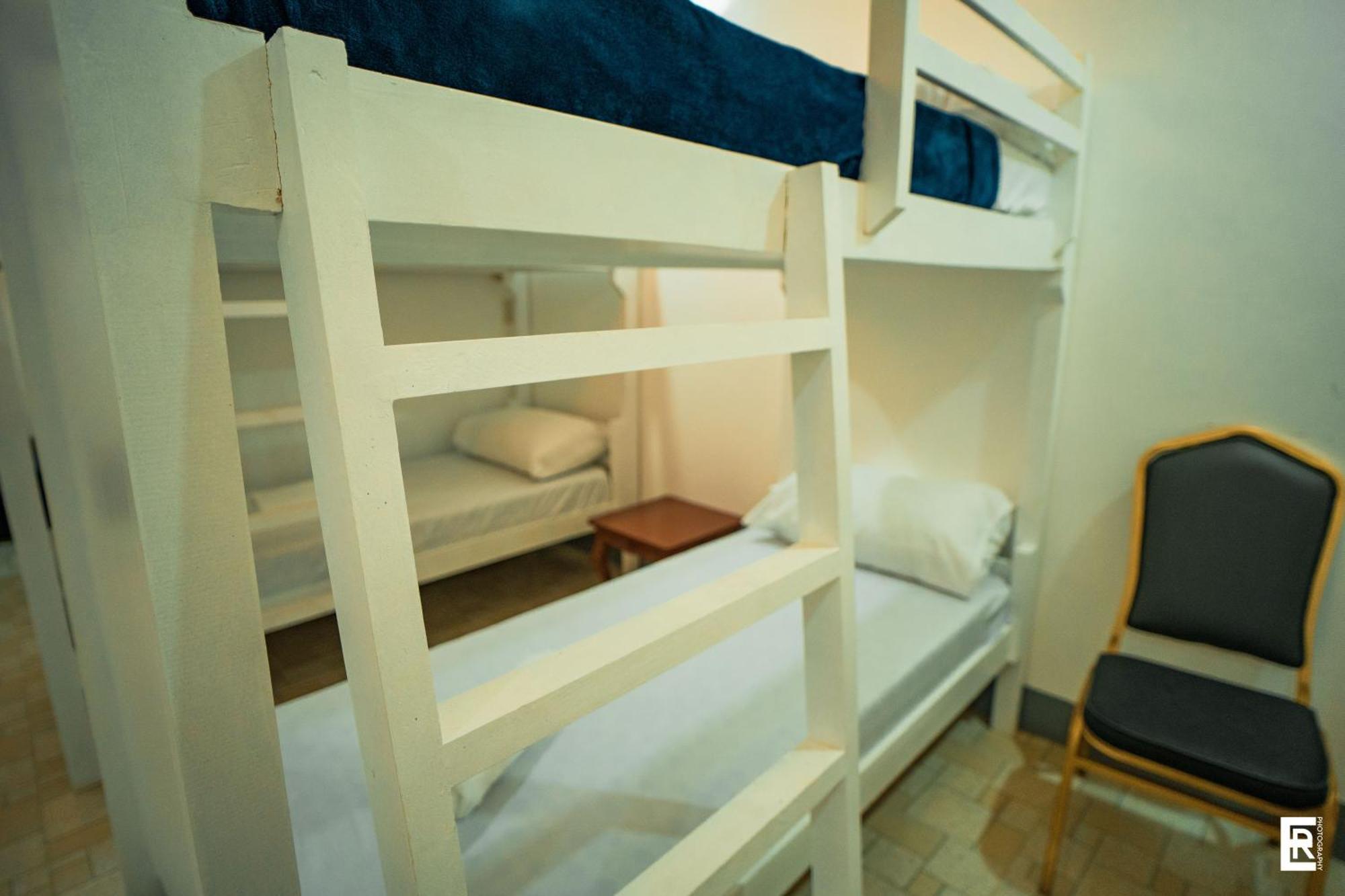Bernese Resort Hotel Powered By Cocotel Ligao Chambre photo