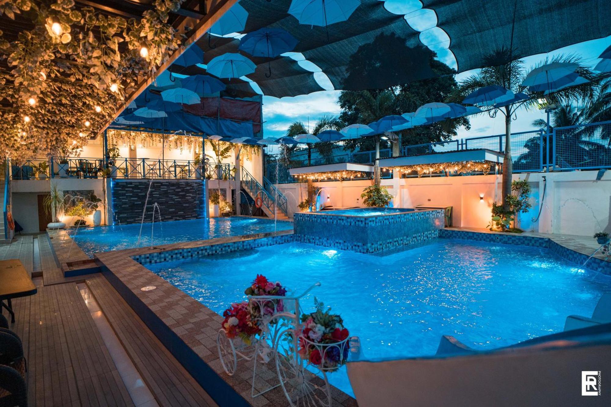 Bernese Resort Hotel Powered By Cocotel Ligao Extérieur photo